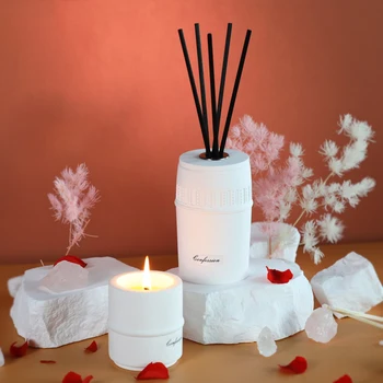 Креативен подаръчен комплект за домашно аромат от гипс с тростниковым разсейвател 80 ml, ароматна свещ 100 г натурален соев восък, черни ротанговыми пръчки